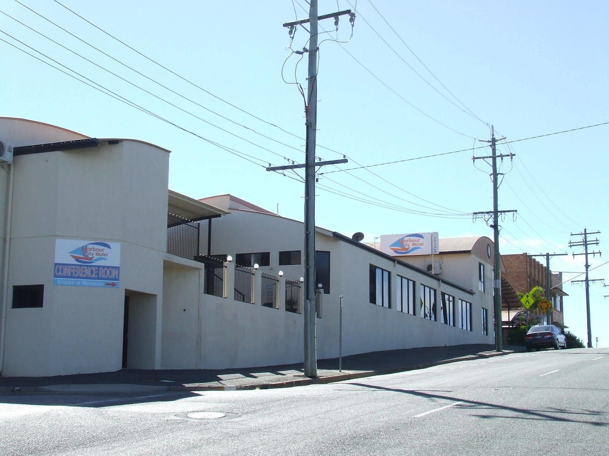 Harbour City Motel Gladstone Exterior photo